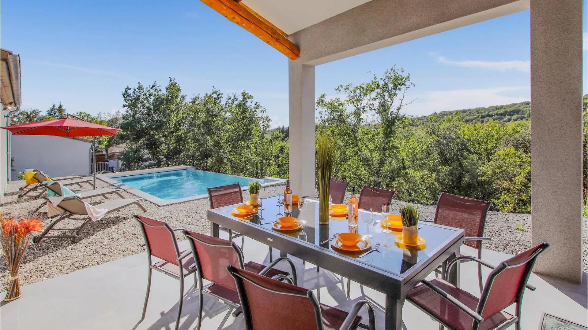 Gorgeous Home In Labeaume With Kitchen 0*,